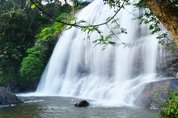 chennai to coorg tempo traveller